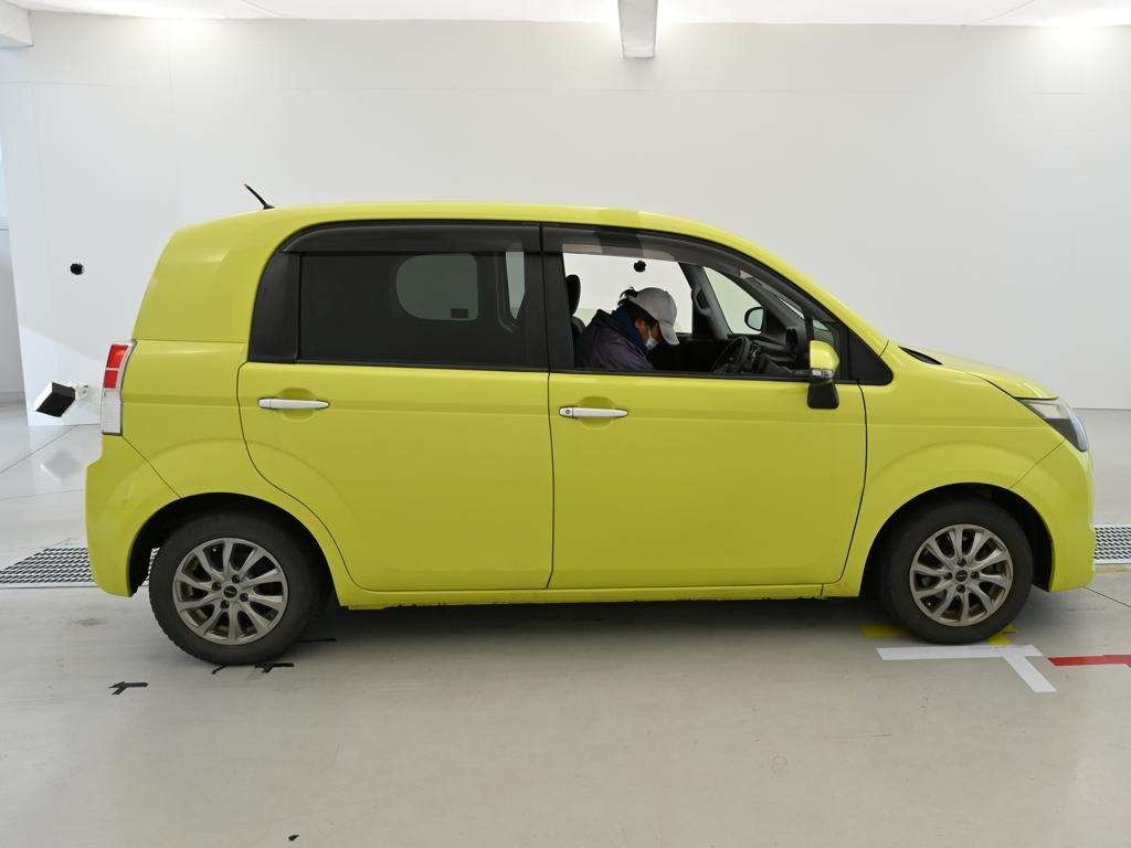 TOYOTA SPADE