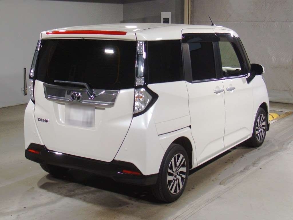TOYOTA TANK