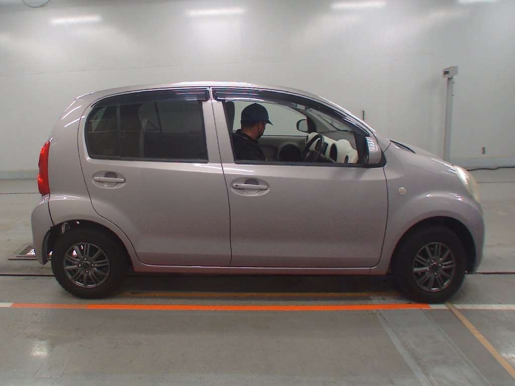 TOYOTA PASSO