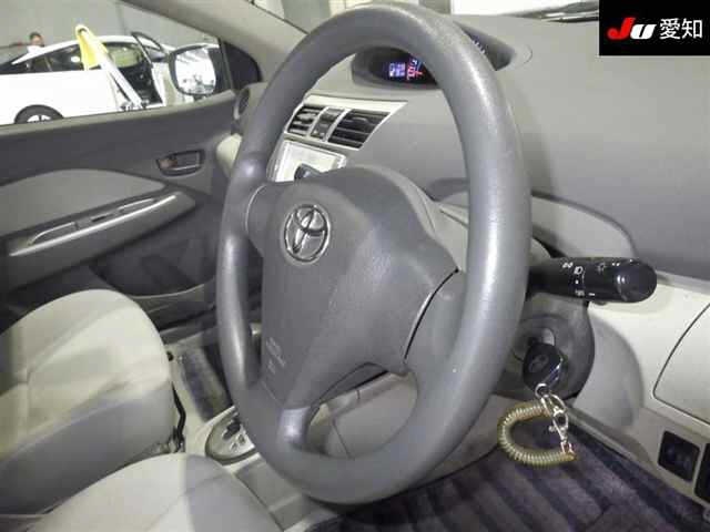 TOYOTA BELTA