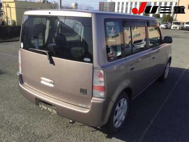 TOYOTA BB
