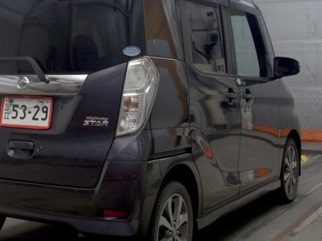 NISSAN DAYZ ROOX