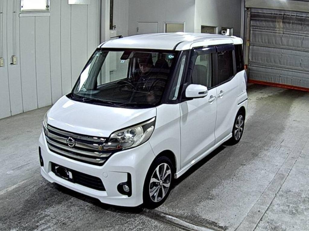 NISSAN DAYZ ROOX