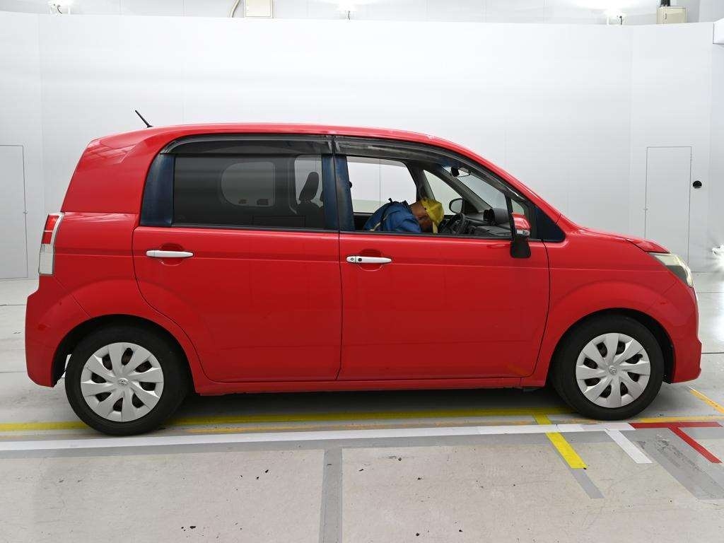 TOYOTA SPADE