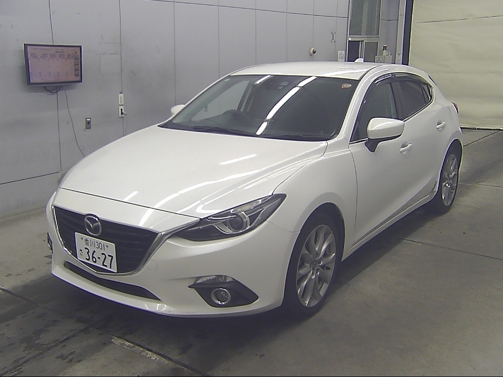 MAZDA AXELA