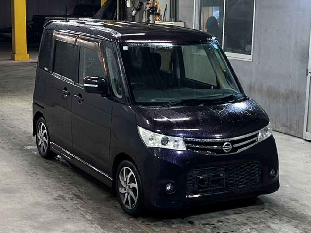 NISSAN ROOX