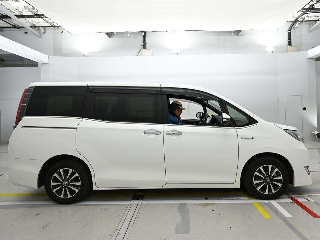 TOYOTA ESQUIRE