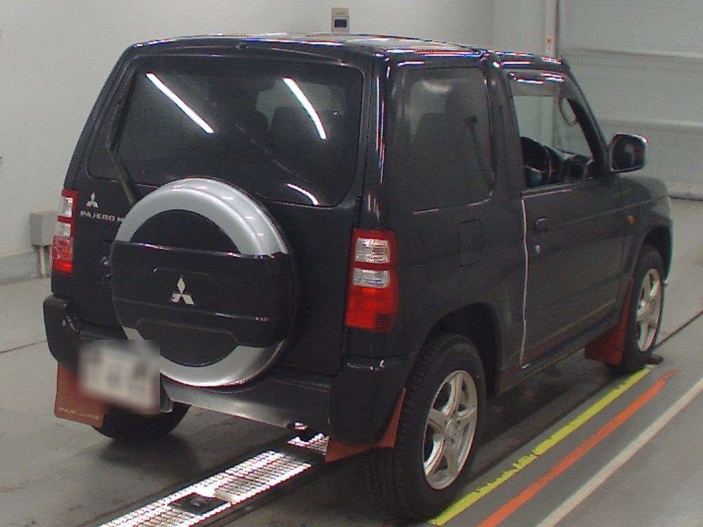 MITSUBISHI PAJERO MINI