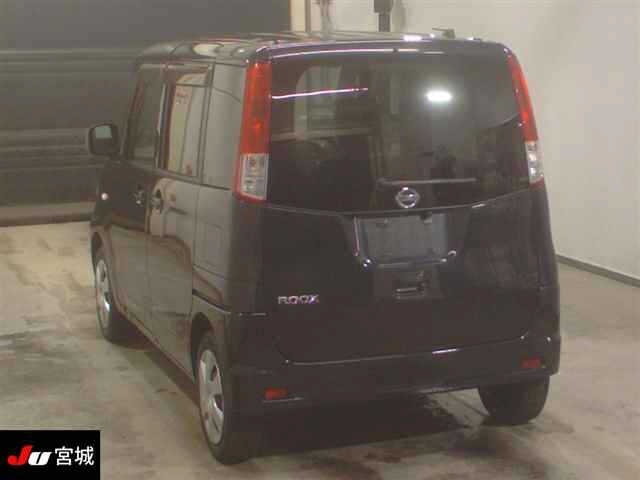 NISSAN ROOX