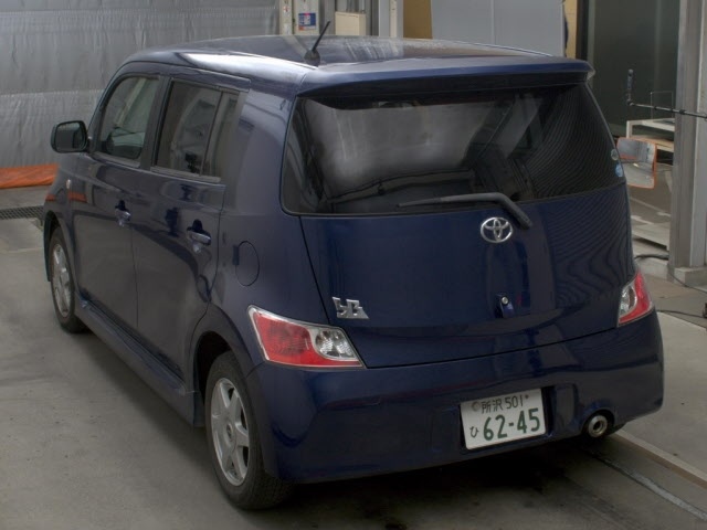 TOYOTA BB