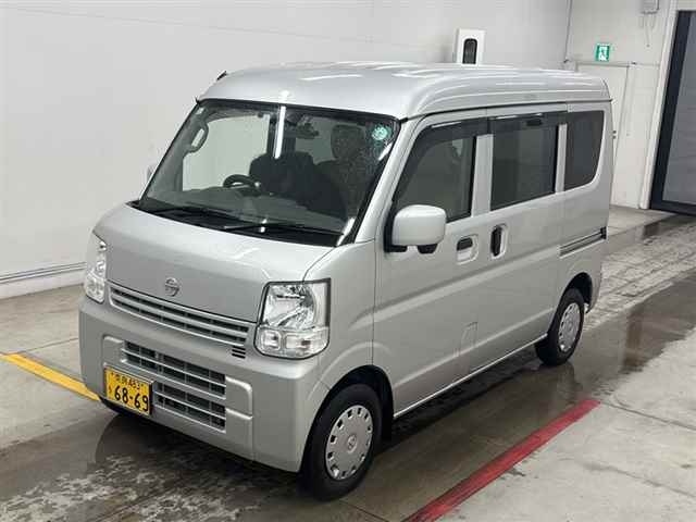 NISSAN NV100 CLIPPER