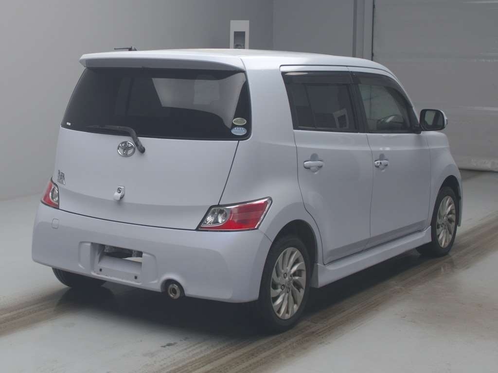 TOYOTA BB