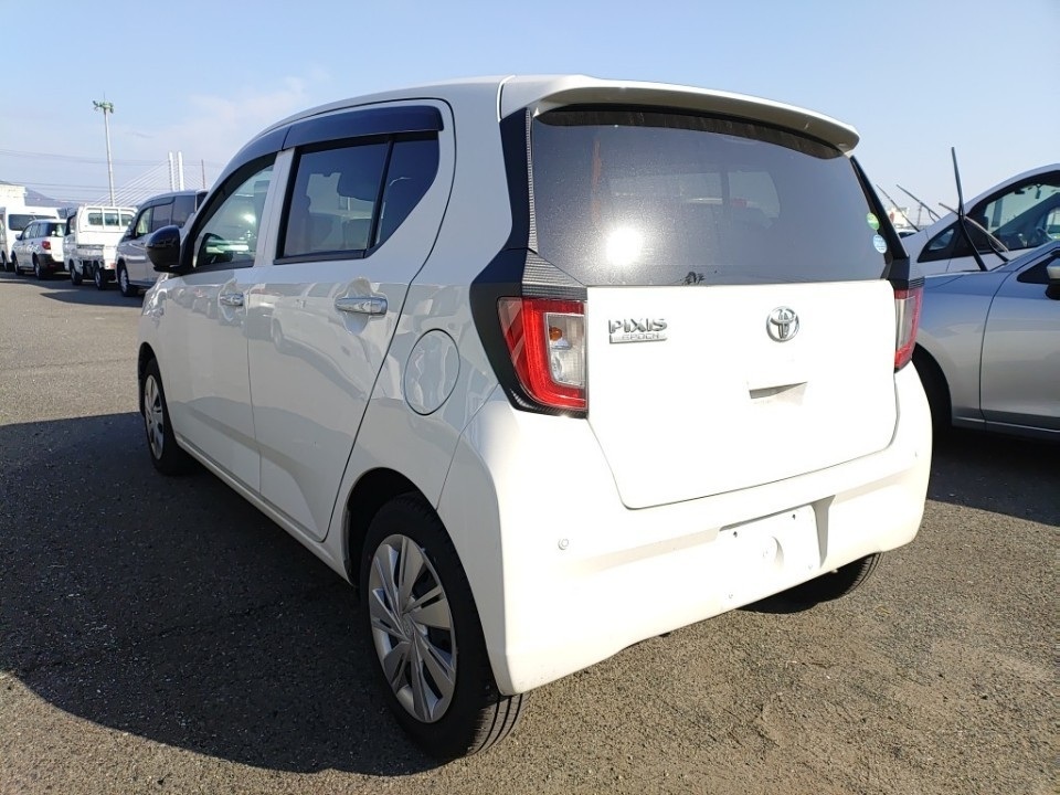 TOYOTA PIXIS EPOCH