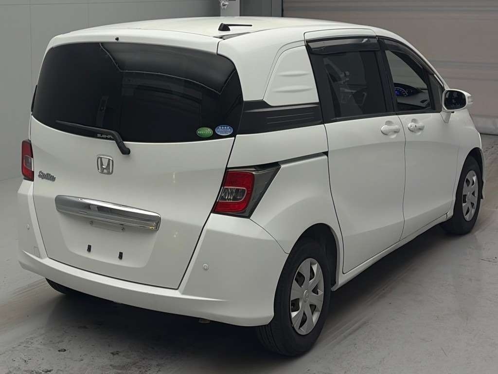HONDA FREED SPIKE