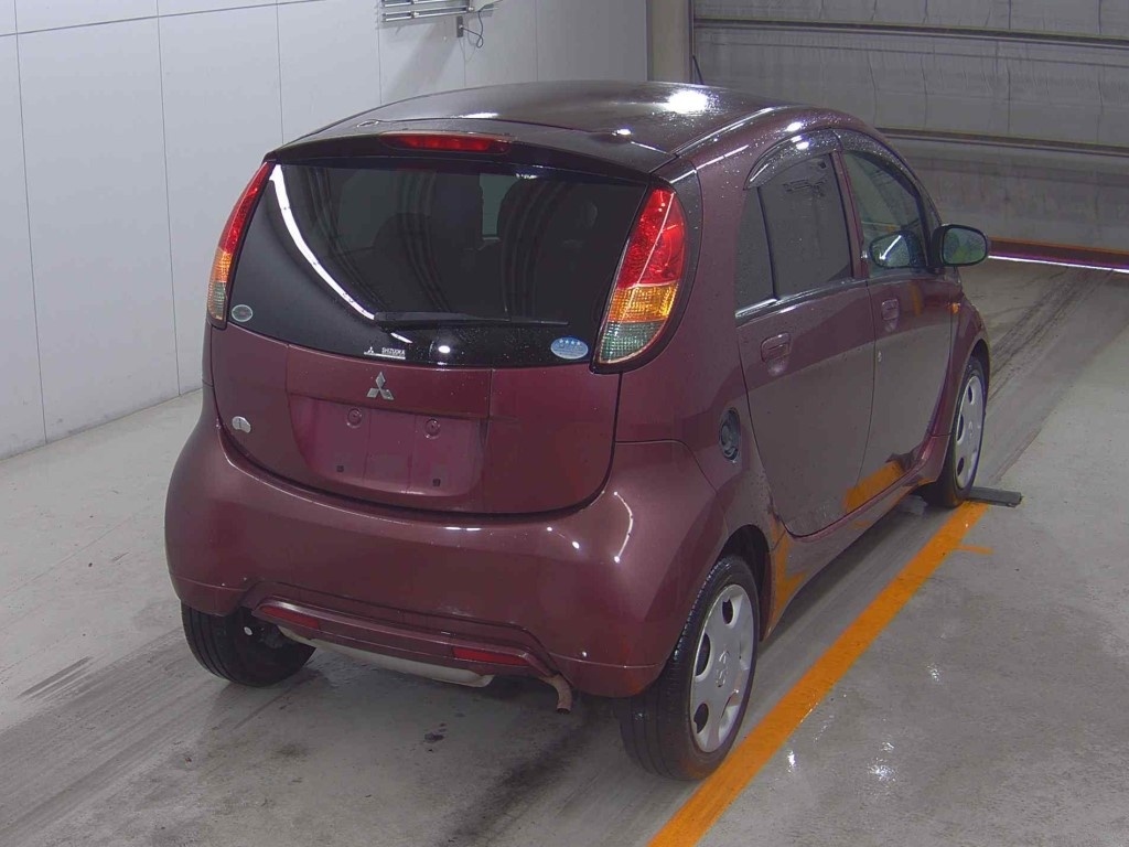 MITSUBISHI I