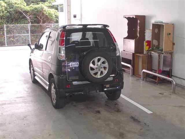 DAIHATSU TERIOS KID
