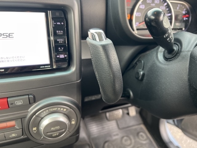 TOYOTA PIXIS SPACE