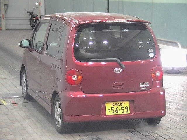 DAIHATSU MOVE LATTE