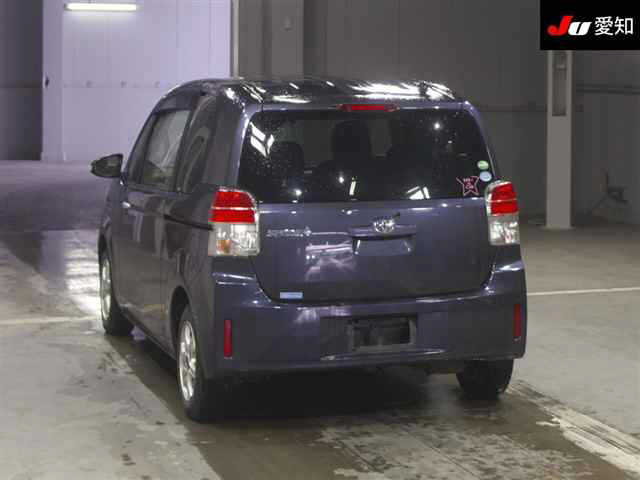 TOYOTA SPADE