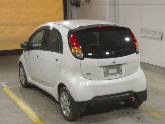 MITSUBISHI I