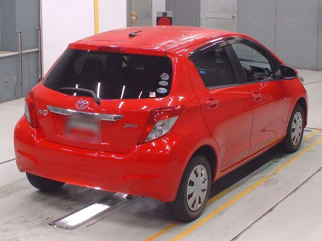 TOYOTA VITZ