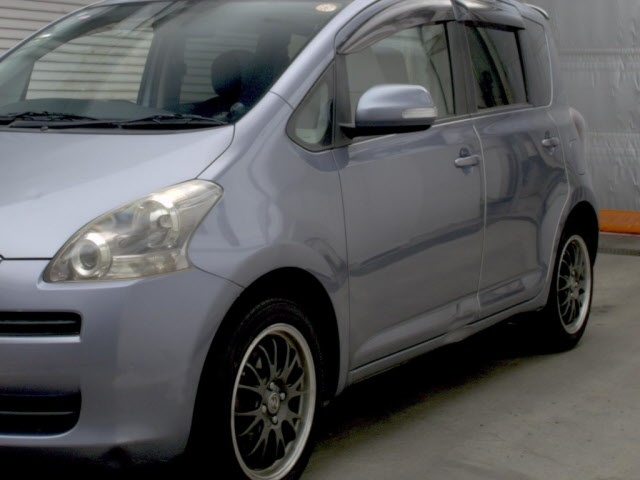 TOYOTA RACTIS