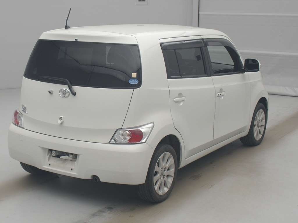 TOYOTA BB