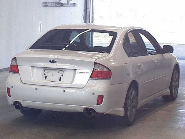 SUBARU LEGACY B4