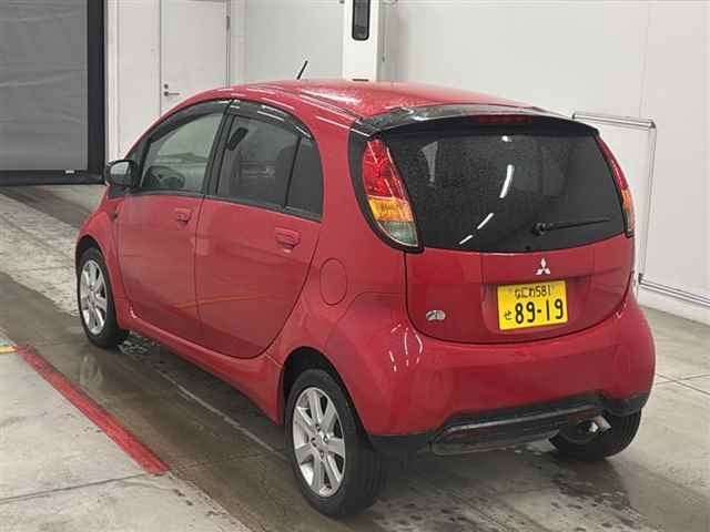 MITSUBISHI I
