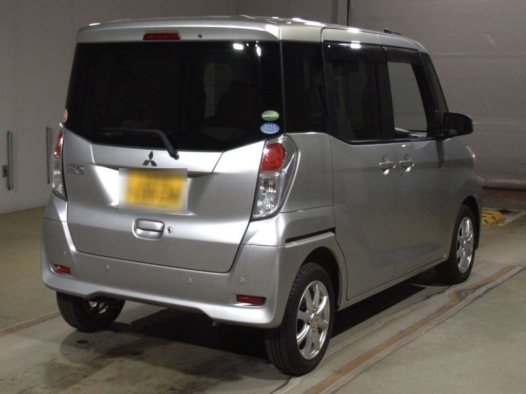 MITSUBISHI EK SPACE