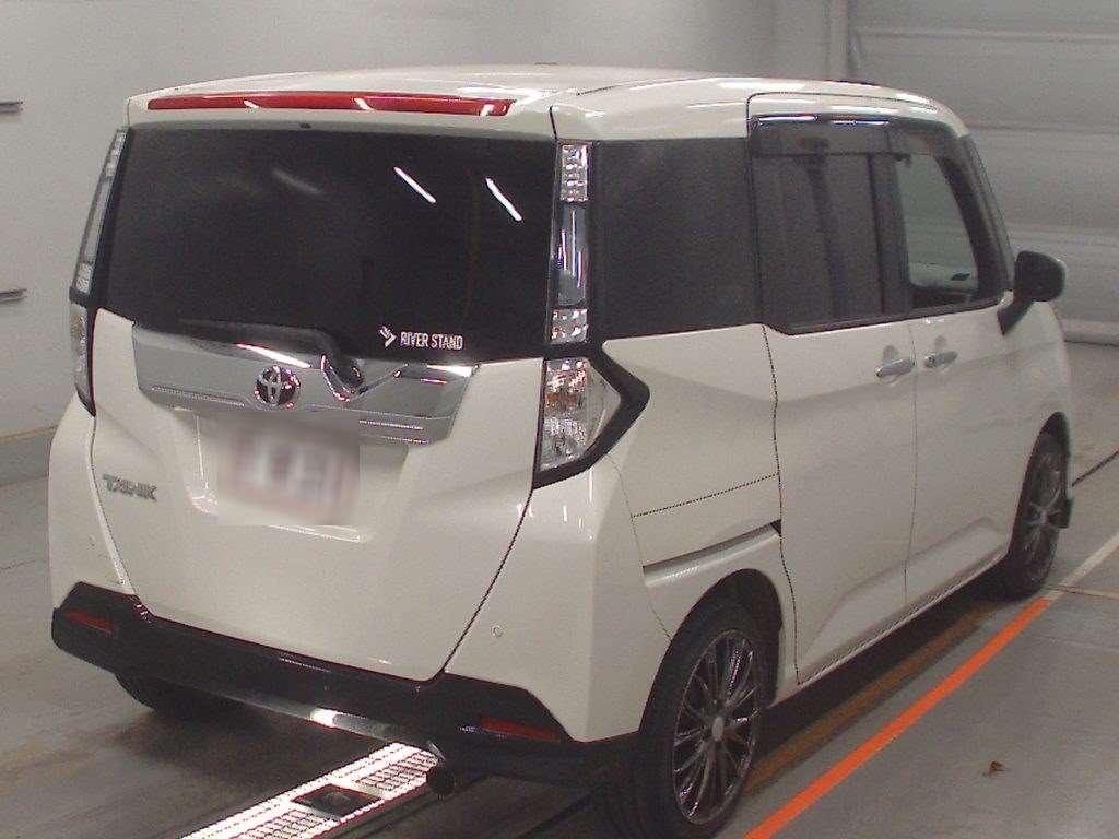TOYOTA TANK