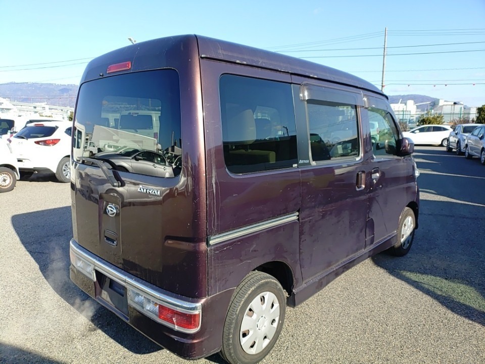 DAIHATSU ATRAI
