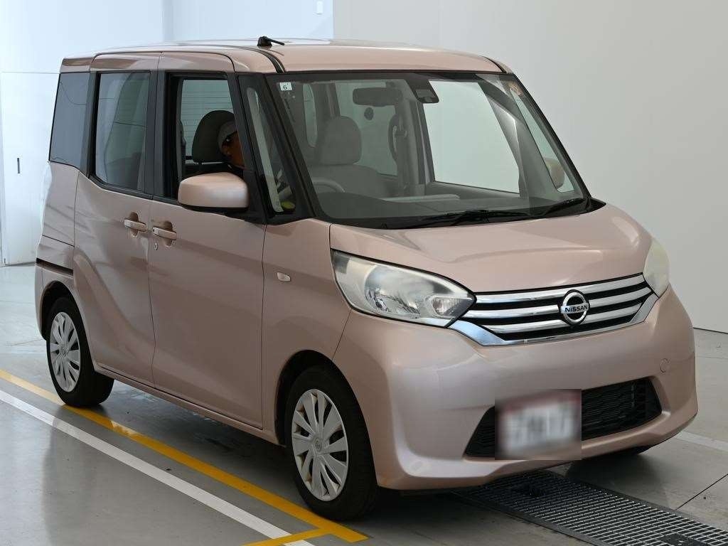 NISSAN DAYZ ROOX
