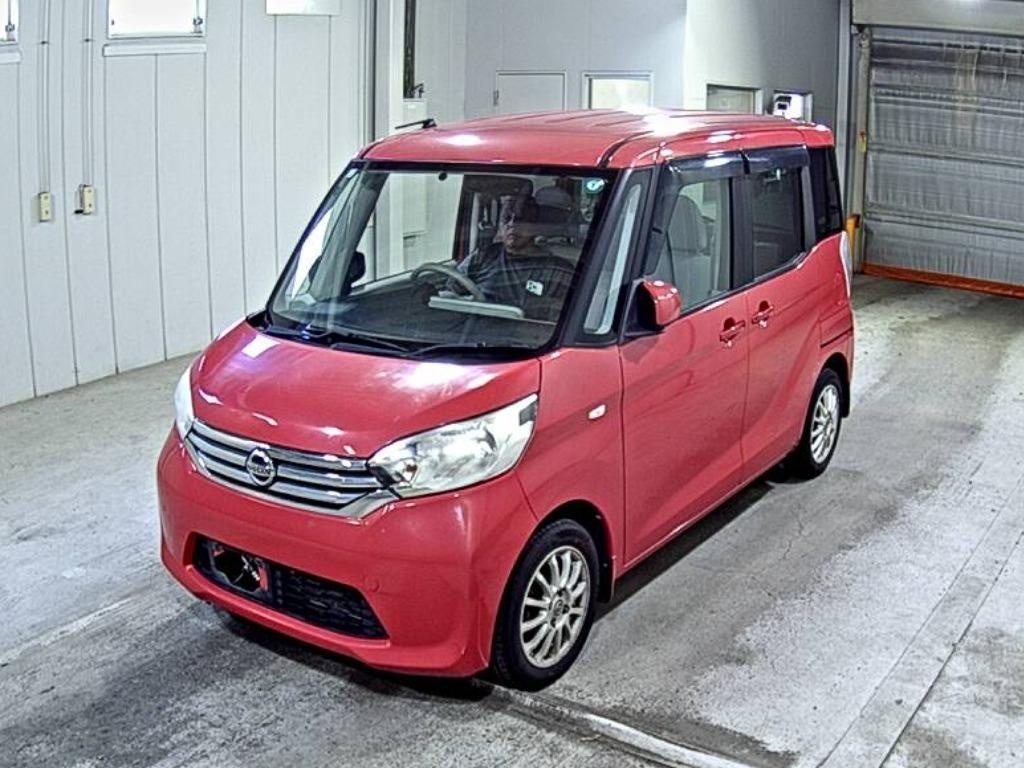 NISSAN DAYZ ROOX