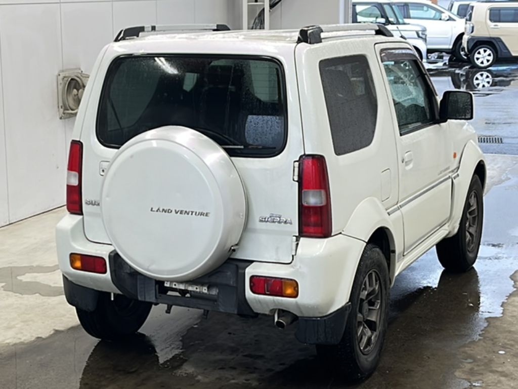 SUZUKI JIMNY SIERRA