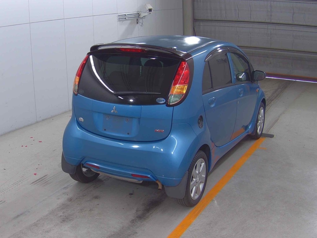 MITSUBISHI I