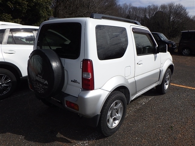 SUZUKI JIMNY SIERRA
