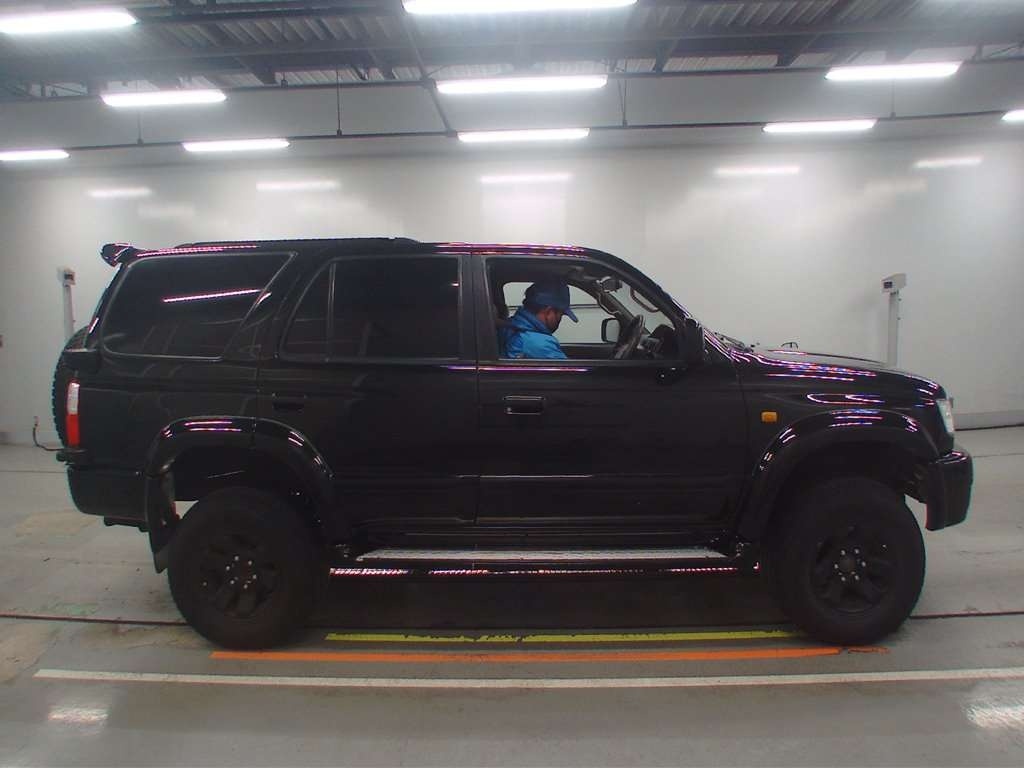 TOYOTA HILUX SURF