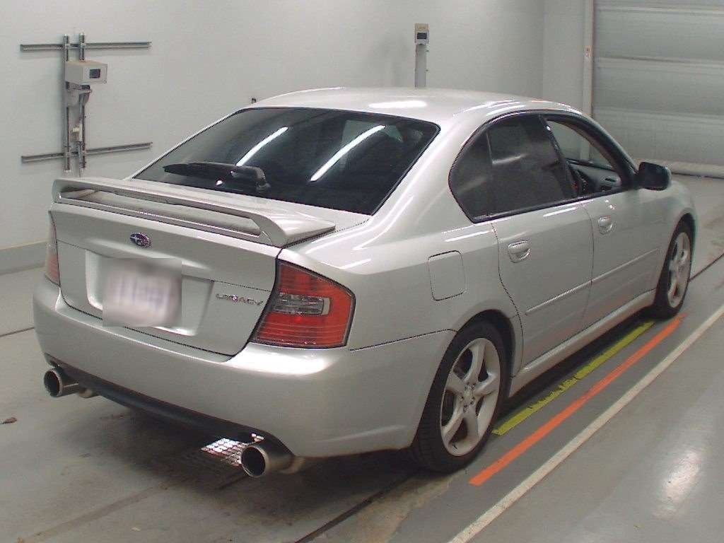 SUBARU LEGACY B4