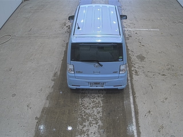 TOYOTA PIXIS SPACE