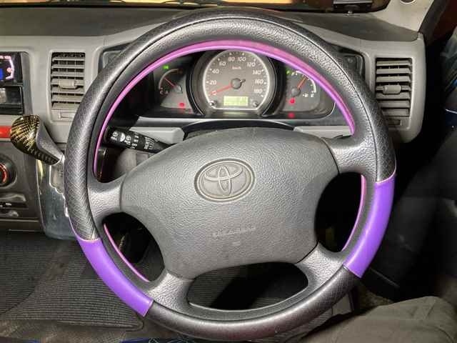 TOYOTA REGIUS ACE
