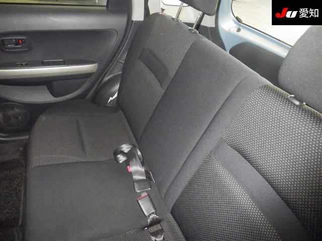 TOYOTA IST