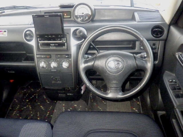 TOYOTA BB