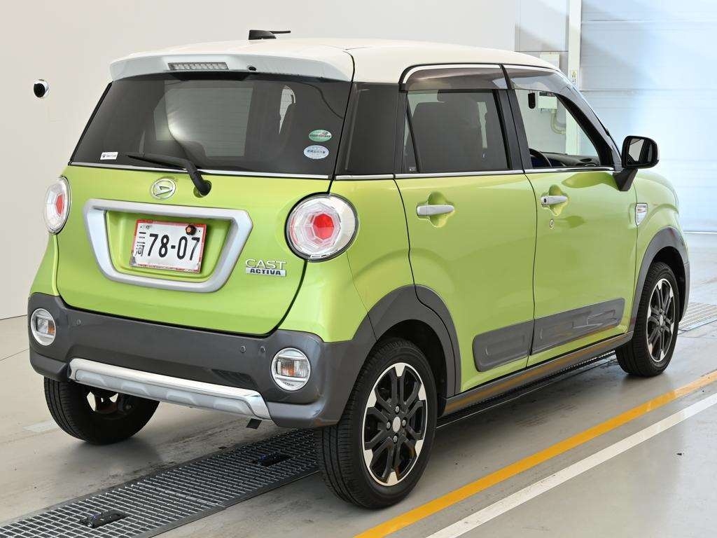 DAIHATSU CAST