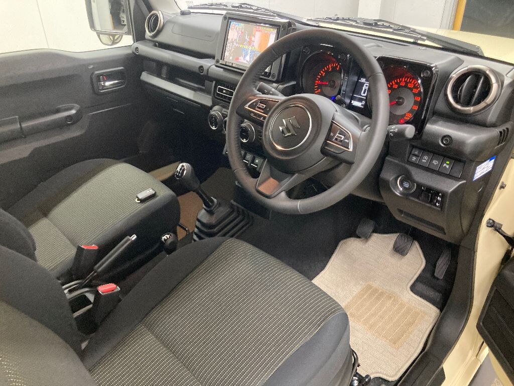 SUZUKI JIMNY SIERRA