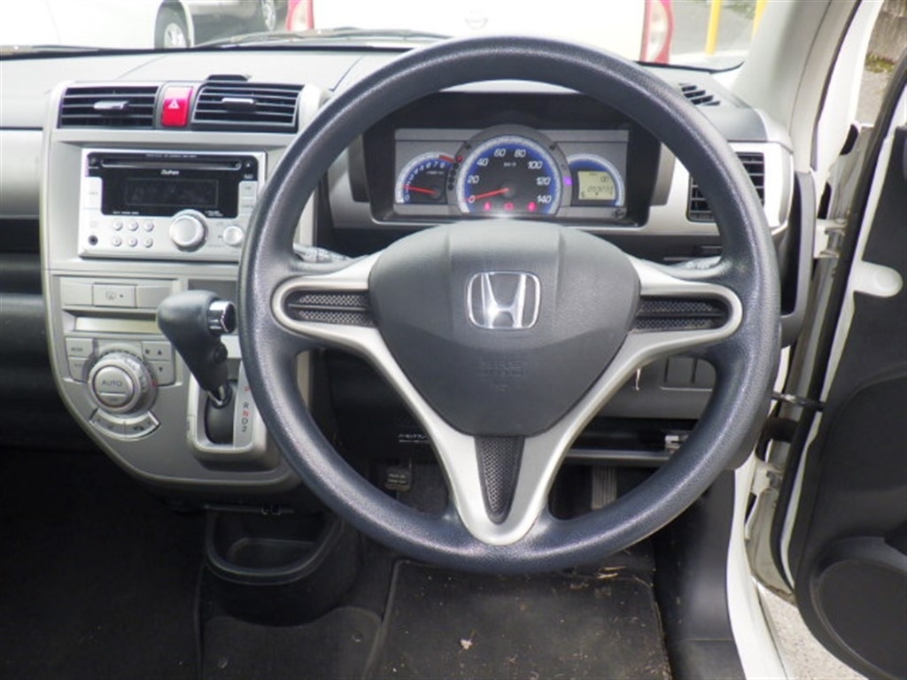 HONDA ZEST