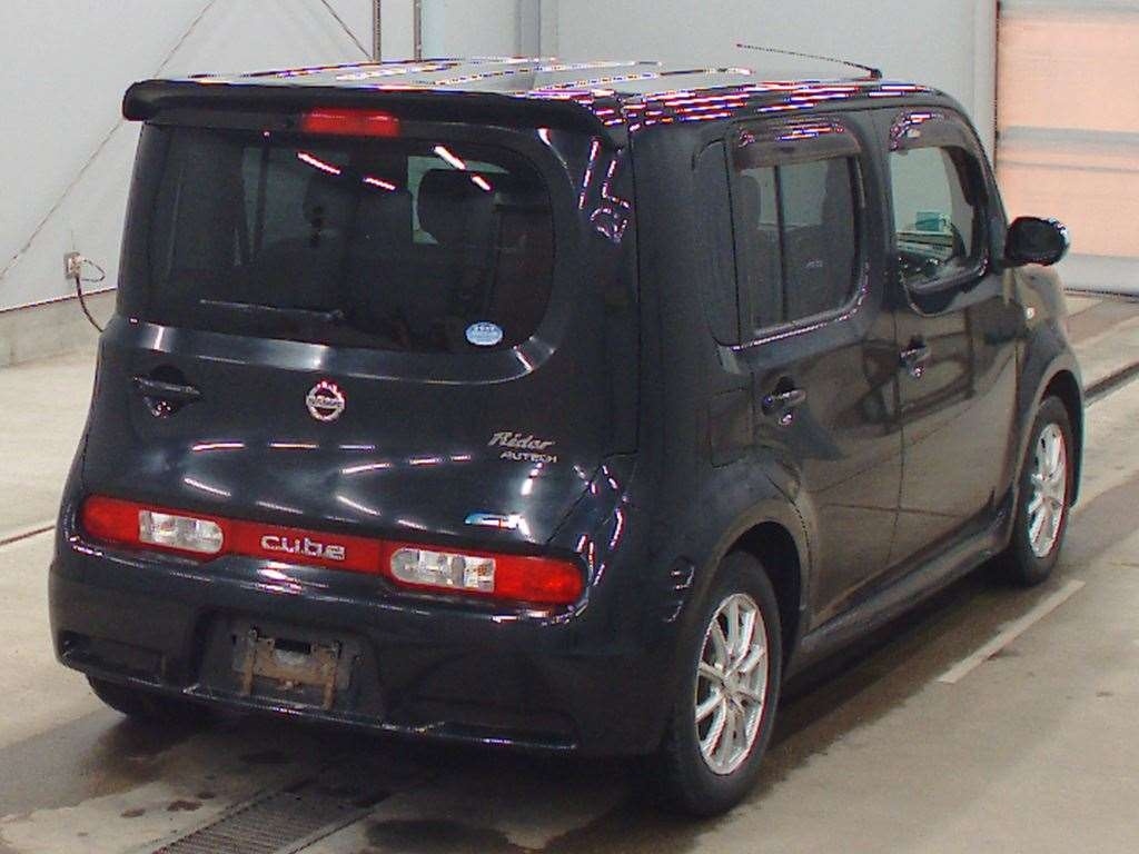 NISSAN CUBE
