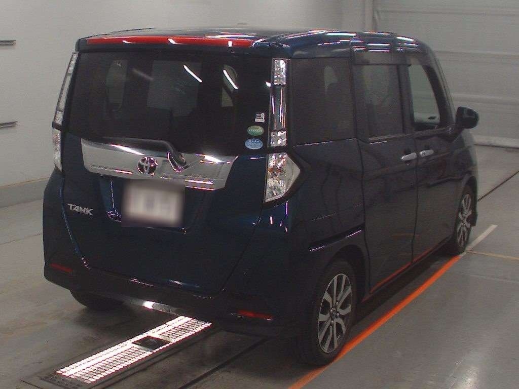 TOYOTA TANK