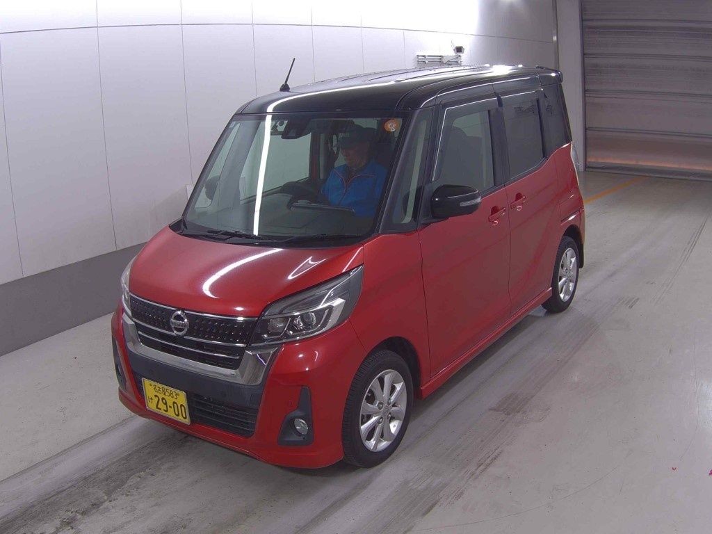 NISSAN DAYZ ROOX