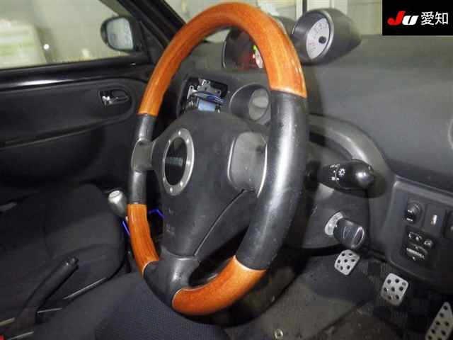 DAIHATSU ESSE